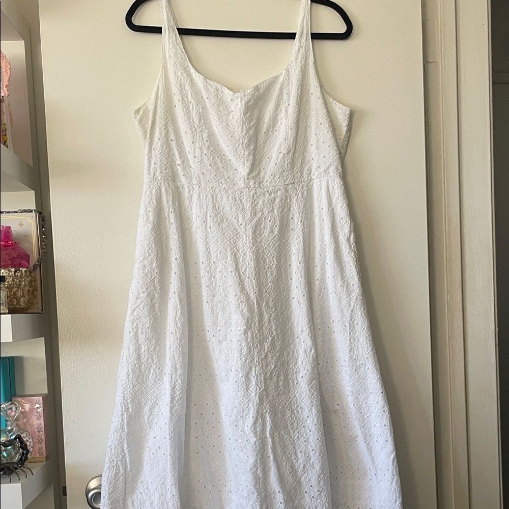 Old Navy|White Eyelet Maxi Dress|Large|EUC - Picture 1 of 9